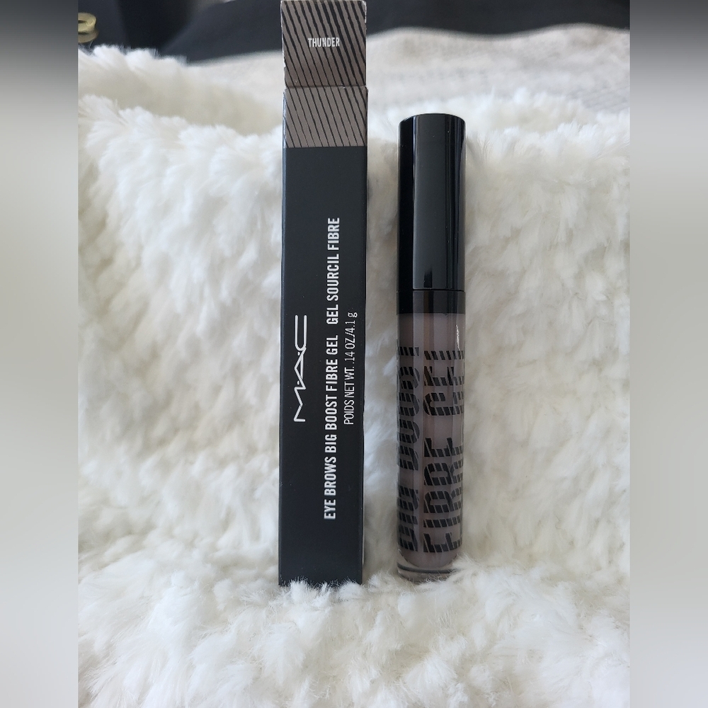 NIB MAC Cosmetics Eye Brows Big Boost Fibre Gel - Taupe